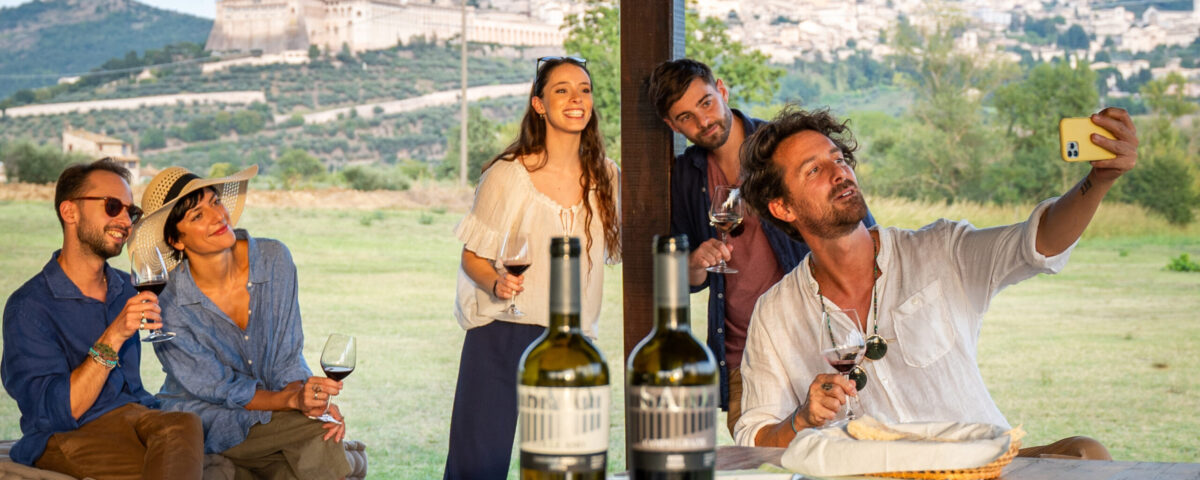 degustazione vino prodotti tipici winetasting Assisi